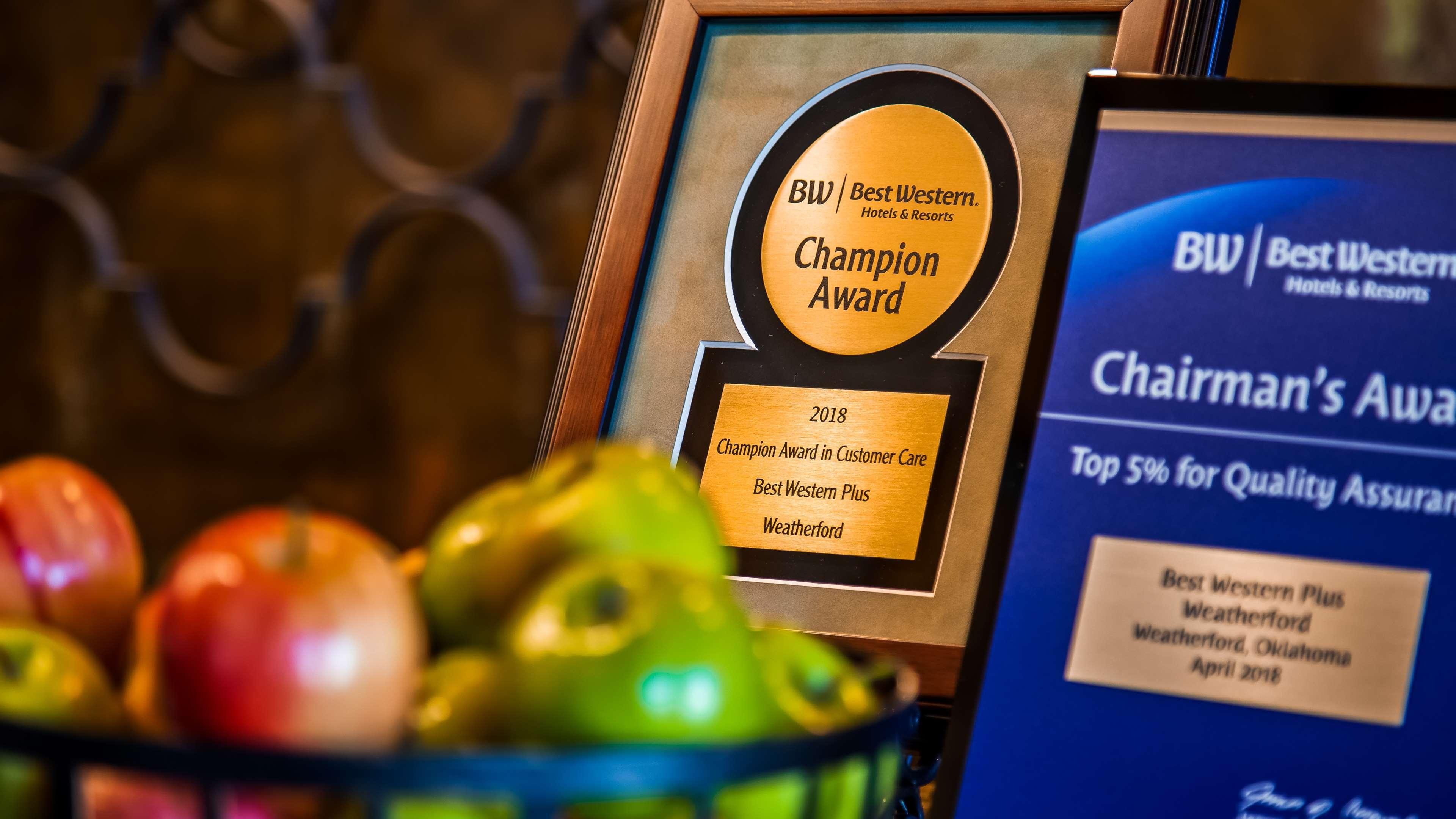 Best Western Plus Weatherford Buitenkant foto